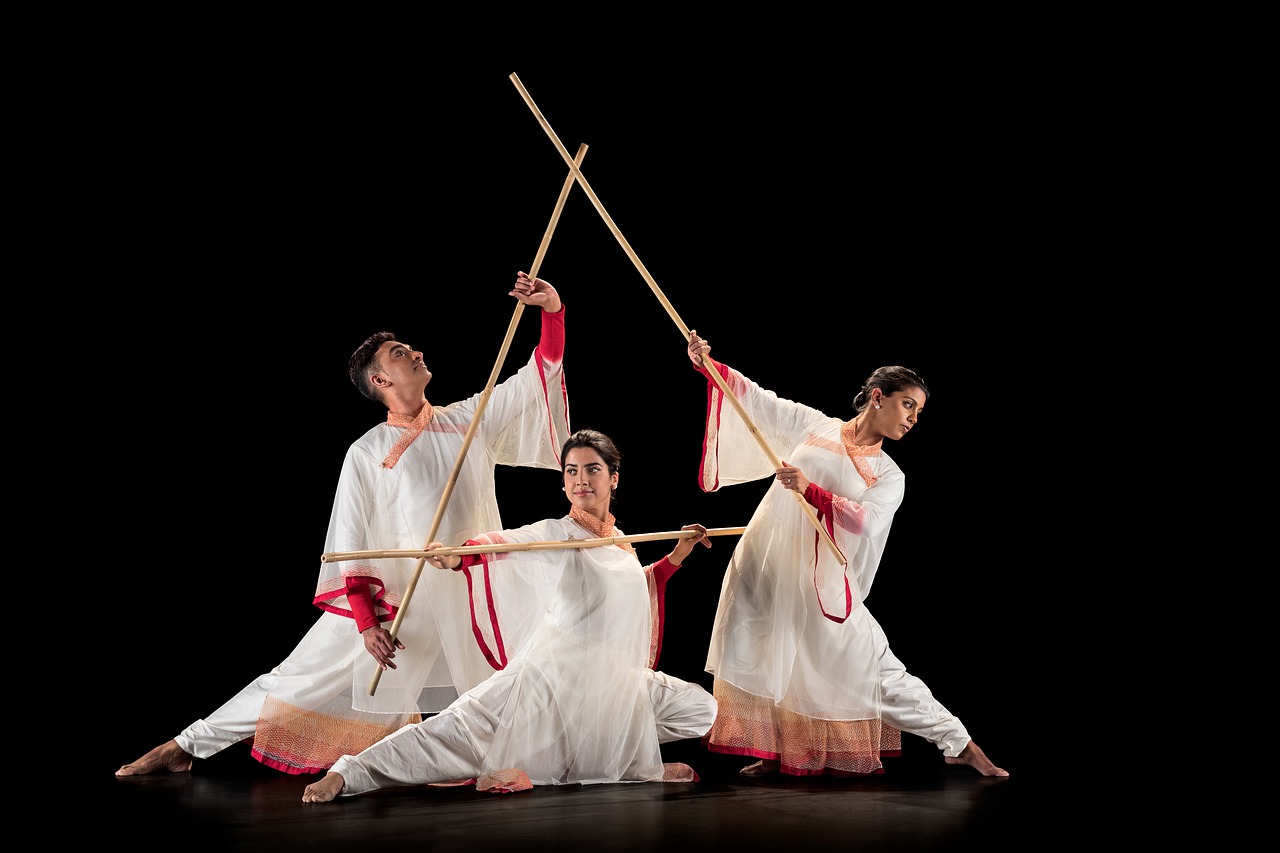 bharatanatyam, dancers, indian culture-7733729.jpg